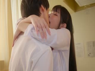 「我现在只能爱老师了…」清纯无邪的巨乳美少女调侃着我这个老师，给了我一个足以摧毁任 胡桃さくら ROYD_197